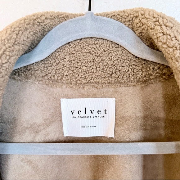 Velvet by Graham & Spencer Women's Cozy Tan Teddy Coat in size XL - never worn! - Picture 2 of 13